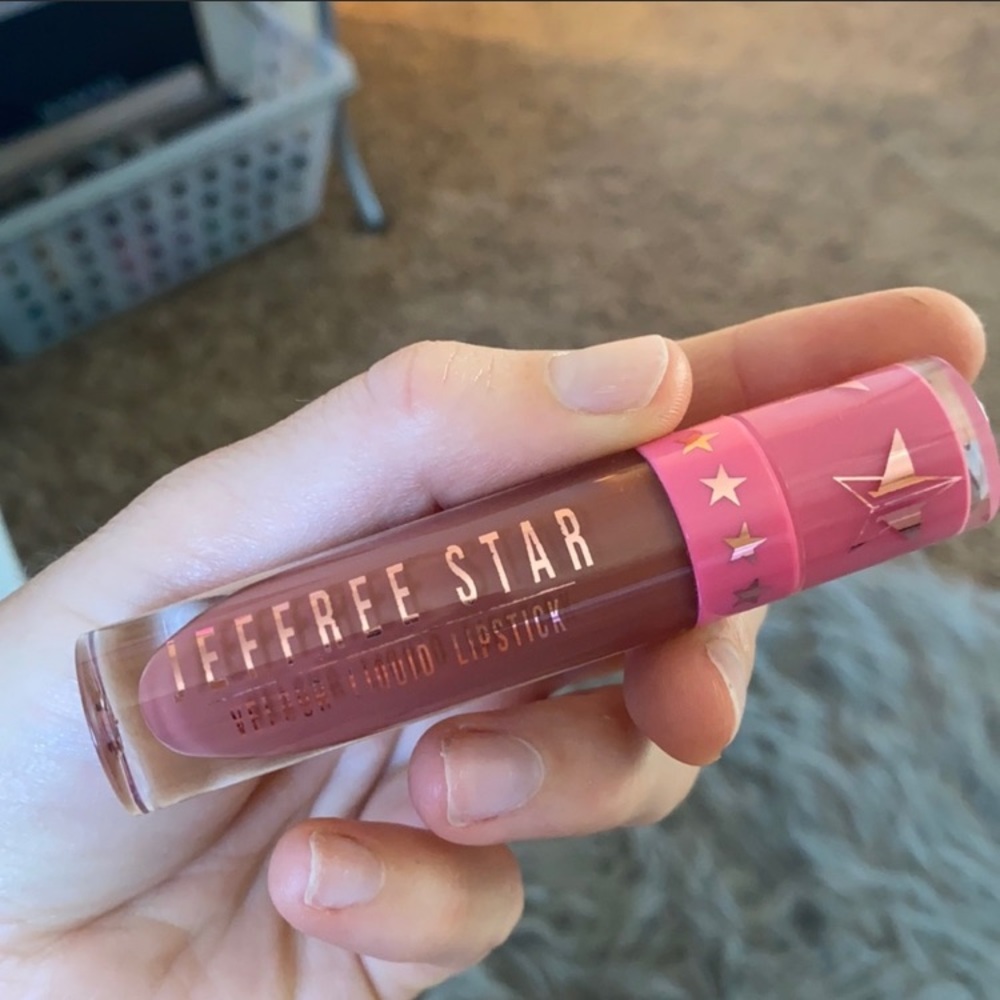 TRADING: makeup bundle